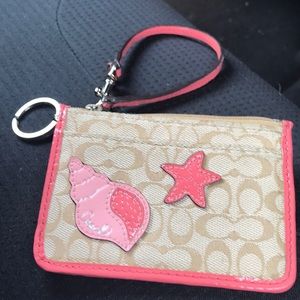 coral conch shell and star wristlet